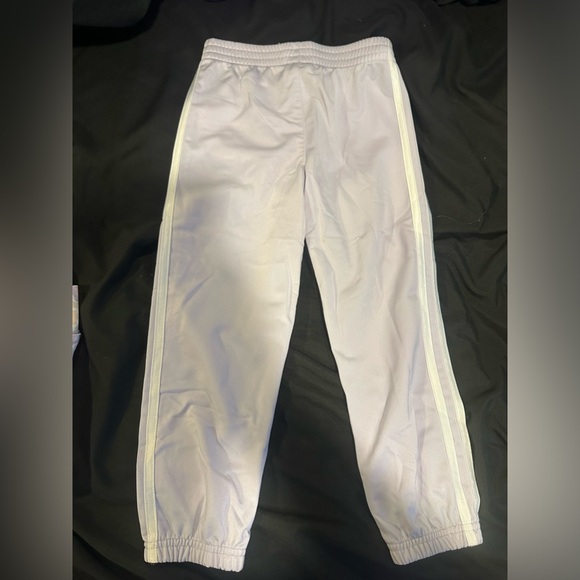 Little Girls Adidas Tracksuit Size 5 - Picture 9 of 9